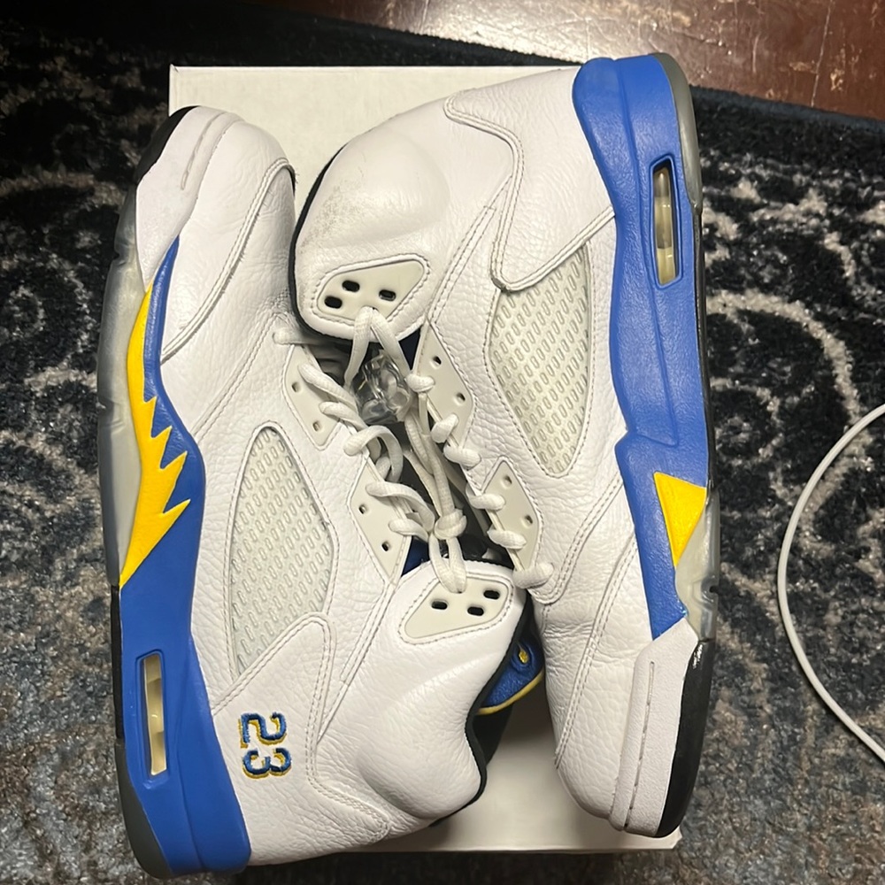 Jordan 5 “Laney”